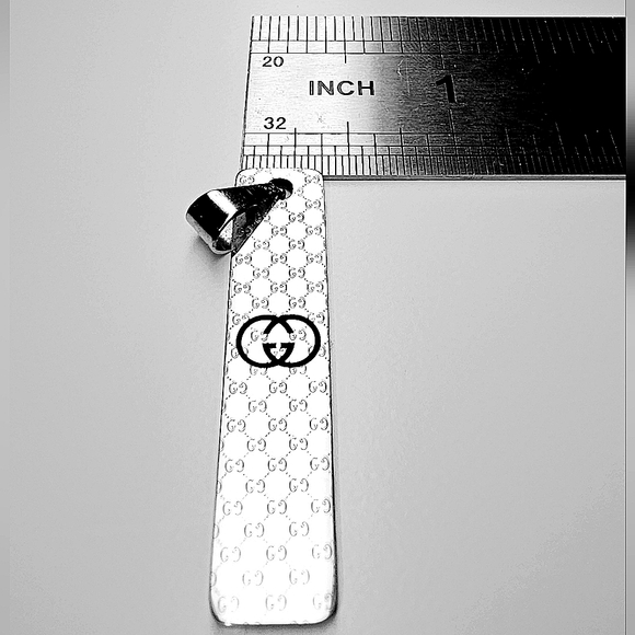 GUCCI Pendant - Mint Condition - Picture 4 of 5